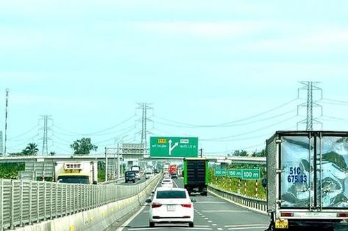 Trước 15/10, hoàn thành GPMB thi công hạng mục bổ sung trên cao tốc Mỹ Thuận - Cần Thơ