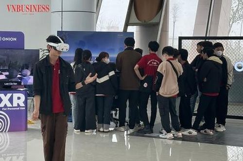 Giải 'cơn khát' nhân lực công nghệ cao để kinh tế Việt Nam 'nhảy vọt'