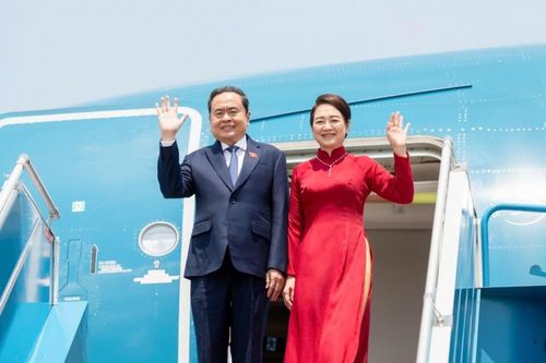 Chủ tịch Quốc hội lên đường tham dự AIPA-46 và thăm chính thức Malaysia