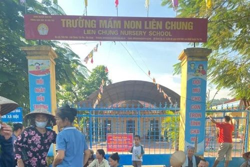 Nhiều gia đình không đưa con vào trường mầm non mới, UBND tỉnh Bắc Ninh sẽ tổ chức đối thoại với người dân