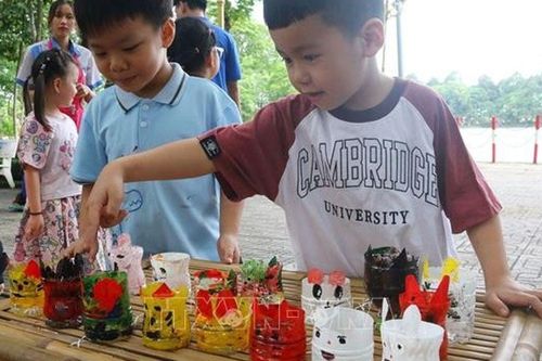 Ở tỉnh này, phụ nữ sinh đủ 2 con trước 35 tuổi được hỗ trợ 1 triệu đồng, biết ngay kẻo mất quyền lợi