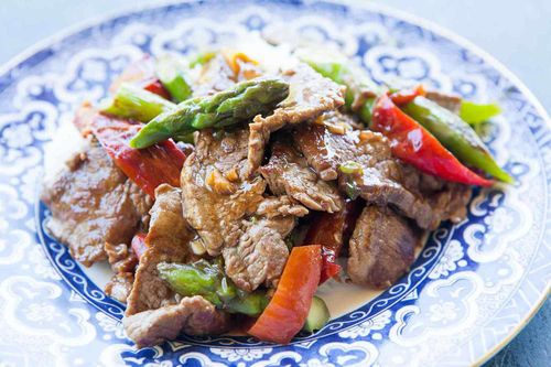 Mẹo xào thịt bò không ra nước