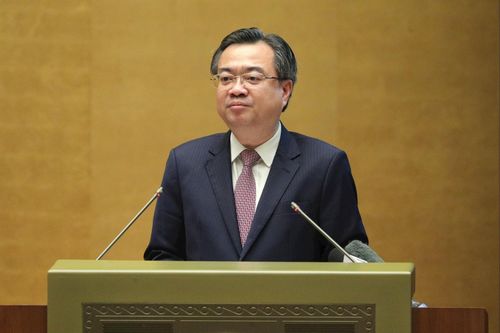 Bảo đảm an ninh năng lượng gắn với chuyển đổi 'xanh'