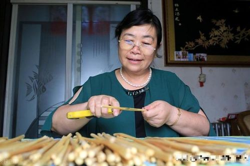 Không lương hưu vẫn an nhàn tuổi già: Bí quyết nghỉ hưu khôn ngoan của cụ bà U70