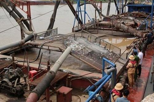 Ninh Bình: Khai thác cát trái phép, một cá nhân bị phạt 175 triệu đồng