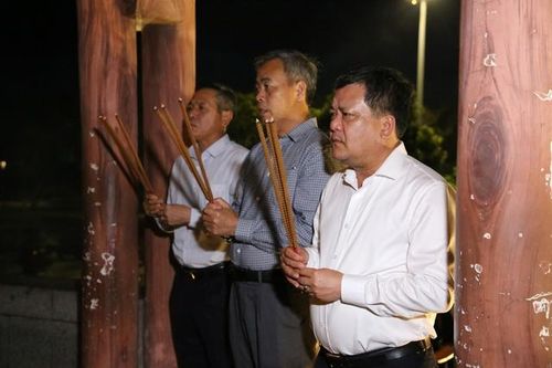 Xúc động lễ giỗ chung tưởng niệm các liệt sĩ tại Thành cổ Quảng Trị