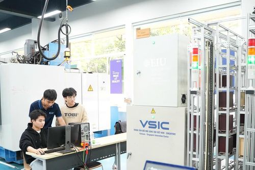 Doanh nghiệp và nhà trường bắt tay đào tạo nhân lực xanh