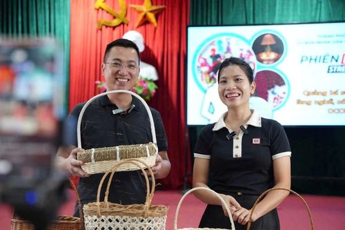Nghề đan cỏ tế làng Lưu Thượng