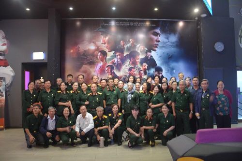 Gia Lai: 150 Cựu chiến binh được tặng vé xem phim 'Mưa đỏ'