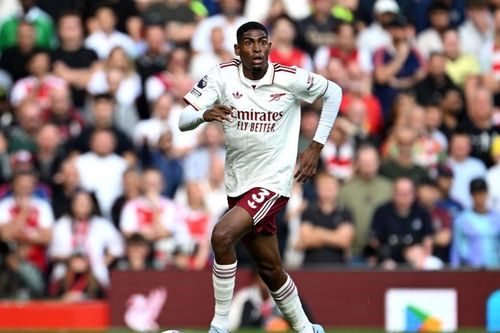 Cristhian Mosquera: Không cần chi trăm triệu, Arsenal vẫn có trung vệ giỏi!