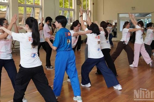 Trang bị kỹ năng phòng vệ, bảo vệ cho phụ nữ trước bạo lực giới