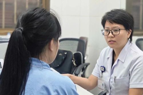 Đừng chủ quan với những biểu hiện cáu gắt, đập phá đồ đạc ở trẻ