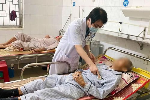 Cụ ông 91 tuổi được cứu sống nhờ đặt máy tạo nhịp tim vĩnh viễn