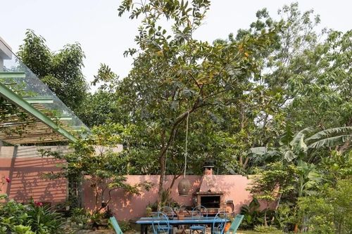Nhà vườn hướng nội 320m2 yên bình giữa trung tâm Hà Nội