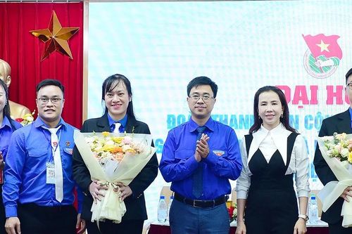 Chị Nguyễn Thu Trang tái cử Bí thư Đoàn Thanh niên SCIC