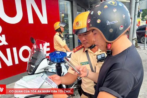 Hình thức thu tiền nộp phạt mới của CSGT TP.HCM