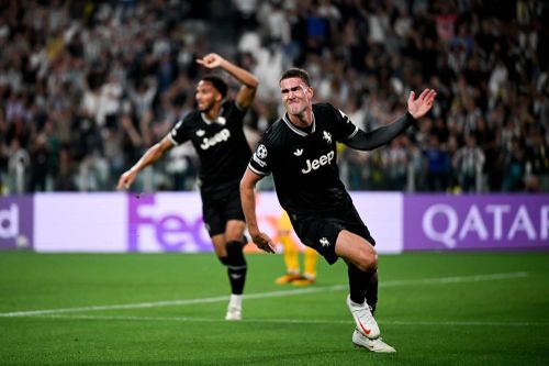 Juventus và Dortmund cưa điểm sau màn rượt đuổi 'tuyệt đối điện ảnh'