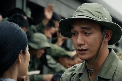 Nam chính 'bóc phốt' dàn diễn viên phim 'Mưa đỏ'