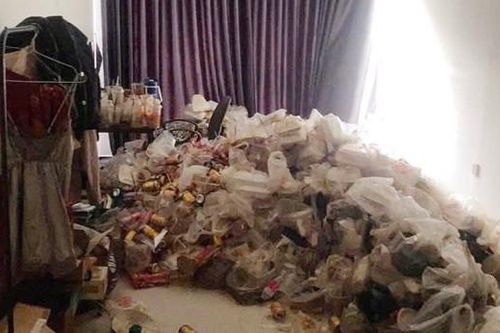 Cho thuê căn hộ cao cấp, chủ nhà ở TPHCM 'ngã ngửa' khi đến kiểm tra