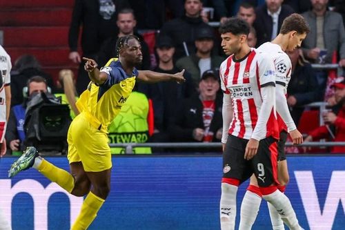 Champions League: Arsenal chiến thắng, 'địa chấn' liên tiếp ngày mở màn