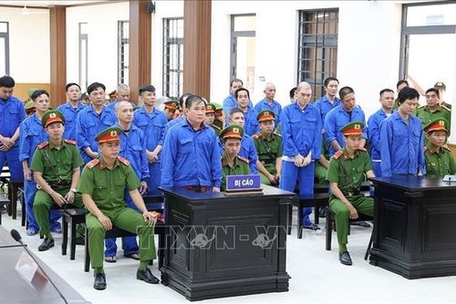 Võ Hoàng Hiếu và đồng phạm lĩnh án tù về tội 'Tổ chức đánh bạc'