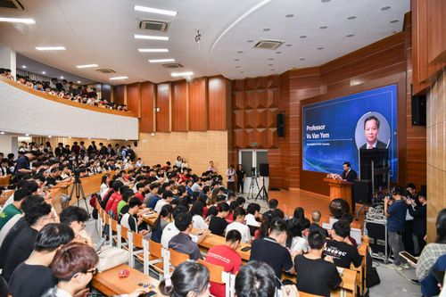 Cơ hội tiếp cận bài giảng về Trí tuệ nhân tạo toàn cầu với sinh viên Việt Nam