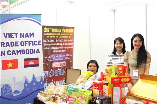 Thúc đẩy thương mại và kết nối doanh nghiệp Việt Nam-Campuchia