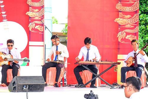 Chung sức dựng xây An Giang kỷ nguyên mới - Bài 4: Văn hóa và con người là nguồn lực nội sinh