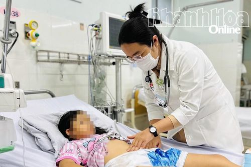 Bệnh viện Đa khoa Khánh Hòa cứu sống bệnh nhi bị ngộ độc độc tố thần kinh từ ốc biển