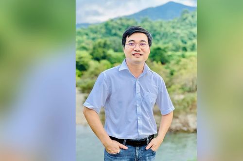Từ 'cánh đồng co thắt' đến bát cơm đầu mùa