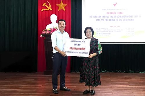 Hơn 250 triệu đồng hỗ trợ bệnh nhi ung thư và bệnh hiểm nghèo