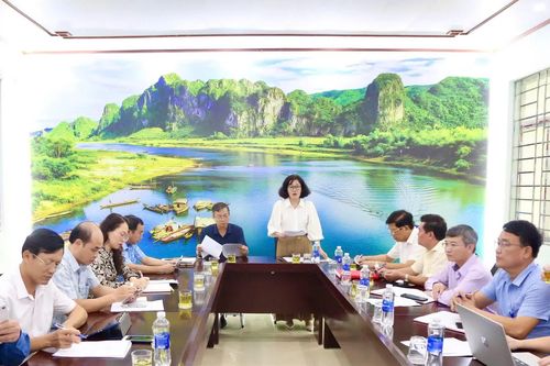 Khảo sát hoạt động khám, chữa bệnh và chăm sóc sức khỏe nhân dân tại Trung tâm Y tế khu vực Tuyên Hóa