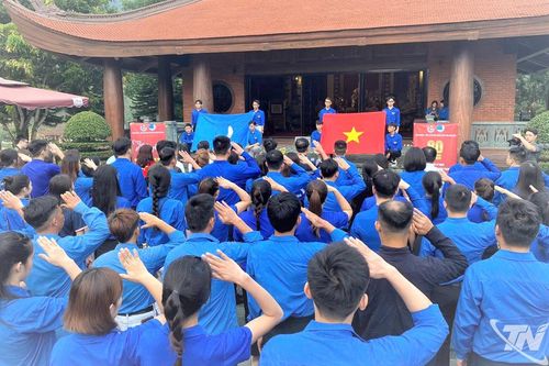 Bồi đắp lý tưởng cho tuổi trẻ