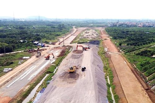 Hà Nội tăng tốc giải ngân vốn đầu tư công, cam kết hoàn thành 100% kế hoạch 2025