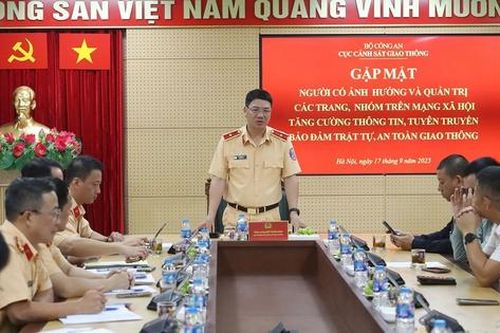 Cục trưởng CSGT: Sẽ đề xuất thí điểm thu nhỏ làn ô tô, dành riêng làn cho xe máy