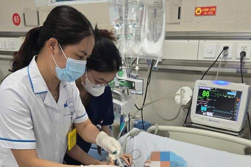 Cụ bà ngộ độc methadone nguy kịch từ một chai nước ngọt