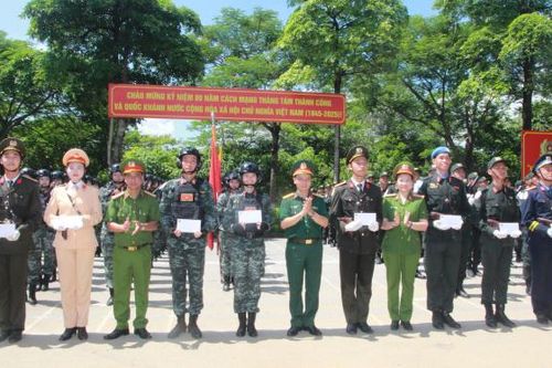 Sức mạnh kỷ luật và thao trường huấn luyện 'vượt nắng, thắng mưa' (bài 3)
