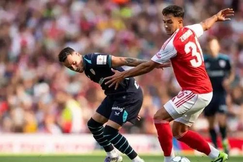 Arsenal và Tottenham cùng giành chiến thắng