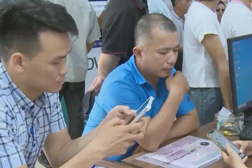 Hỗ trợ chuyển đổi số, thực hiện thủ tục hành chính công