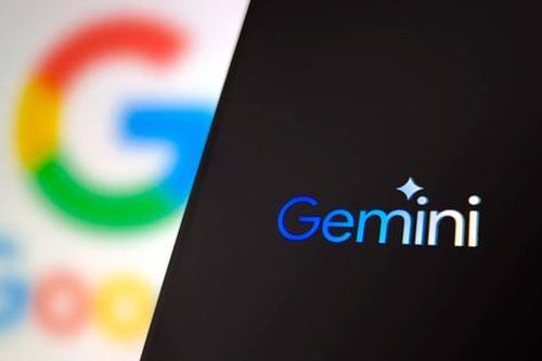 Google Gemini vượt ChatGPT, chiếm vị trí số 1 trên App Store của Apple