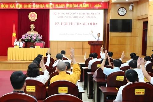 Trung ương cho 2 lãnh đạo tỉnh Thanh Hóa nghỉ hưu trước tuổi