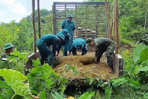 Hủy nổ thành công bom hơn 2 tạ còn nguyên kíp