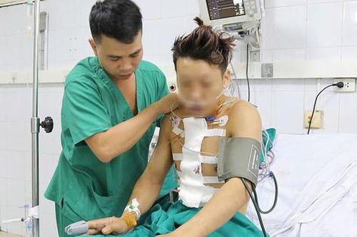 Kích hoạt 'báo động đỏ' giữa đêm, giành giật sự sống cho thanh niên nguy kịch