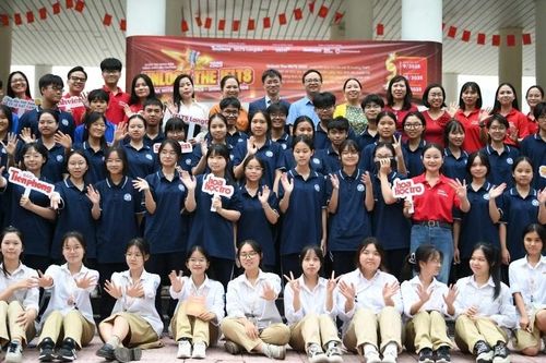 Unlock The IELTS 2025: Vòng sơ loại đầy sôi nổi tại trường THPT Cao Bá Quát - Gia Lâm