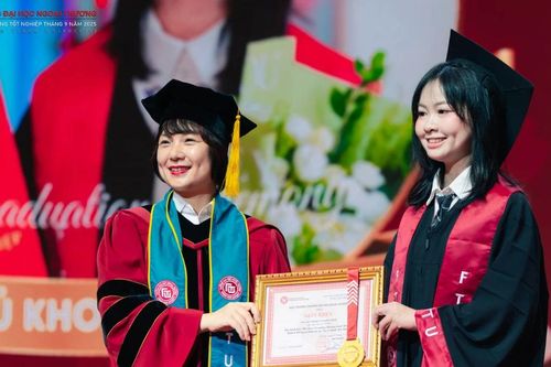 Hành trình 'sóng gió' của Thủ khoa đầu ra ĐH Ngoại thương: 143 tín chỉ điểm A tuyệt đối