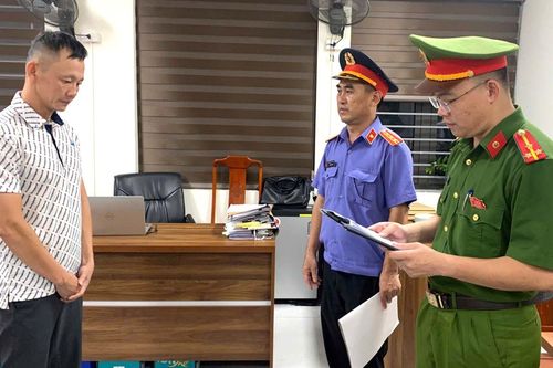 Bắt 'nhân vật đặc biệt' trong đường dây khai thác trái phép hơn 12.000 m3 cát
