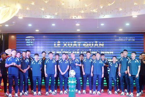 CLB Bóng đá Quảng Ninh xuất quân tham gia Giải hạng Nhất quốc gia 2025