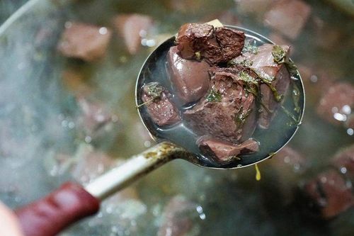Ăn tiết động vật có thực sự giúp bổ máu?