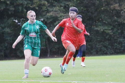 U17 Việt Nam thua đậm Werder Bremen, HLV Nhật Bản chỉ ra nguyên nhân