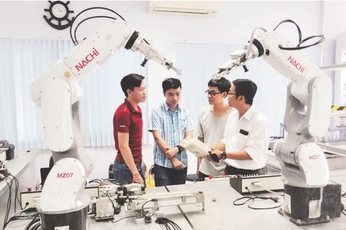 Phát triển nhân lực số cho kỷ nguyên mới